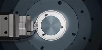 Renishaw launches innovative CENTRUM™ metal rotary scale for ATOM DX™ encoder series